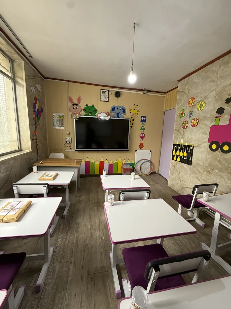 فضای کلاس های تمام هوشمند کارا