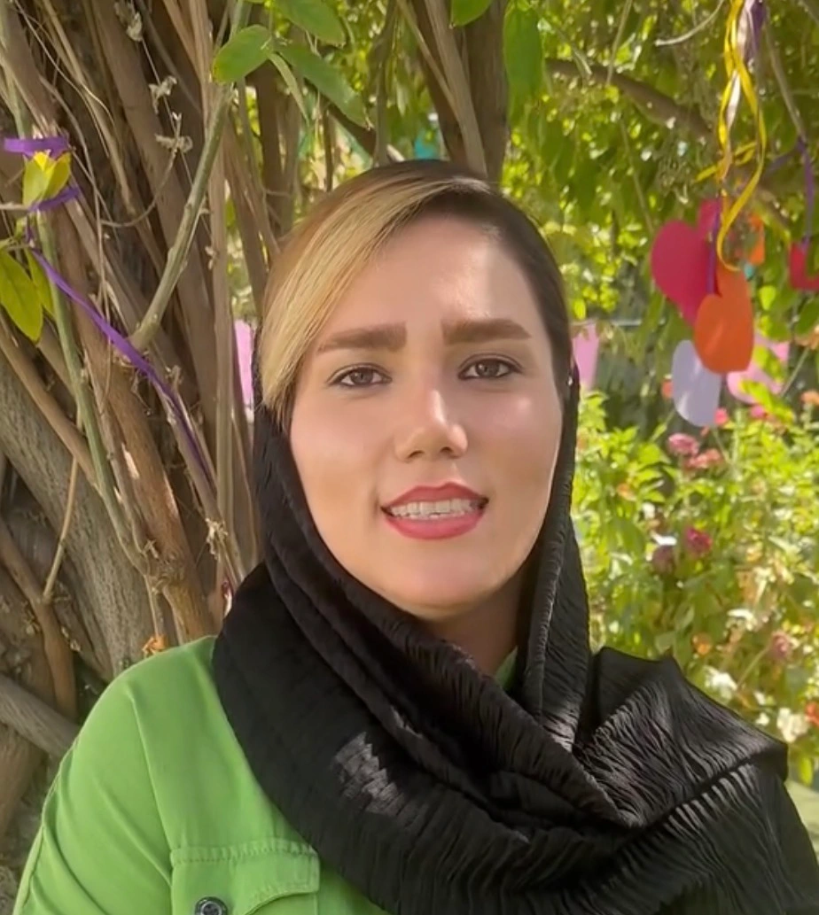 خانم اکبرزاده